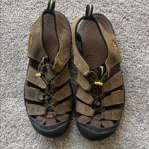 KEEN Men's Dark Brown Outdoor Sandals